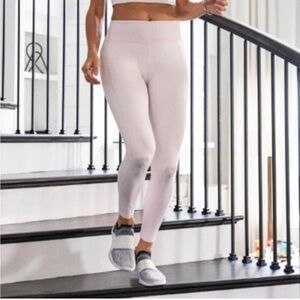 FEAT X Jana Kramer Rose Quartz Women’s Leggings Large